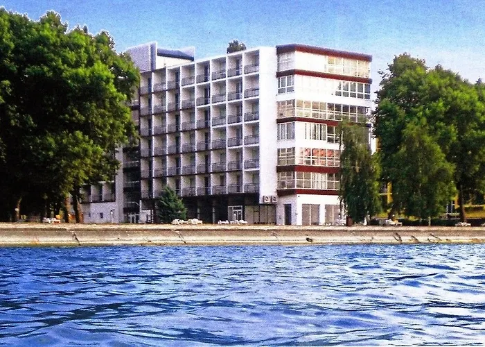 Отель Hungaria 3*